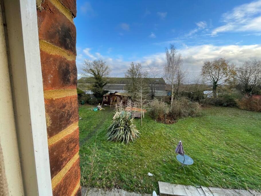 The Cabin Welwyn Garden City Bagian luar foto